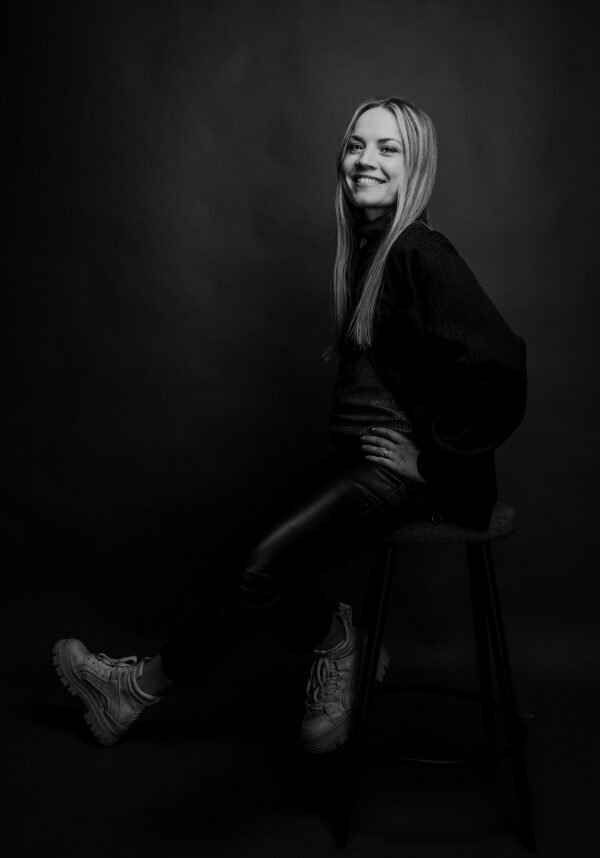 Företagsfotografering i Umeå, profilbild kvinna på företag